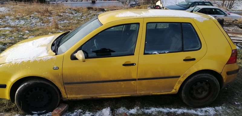 zodziej-pod-kluczem-auta-odzyskane-93676