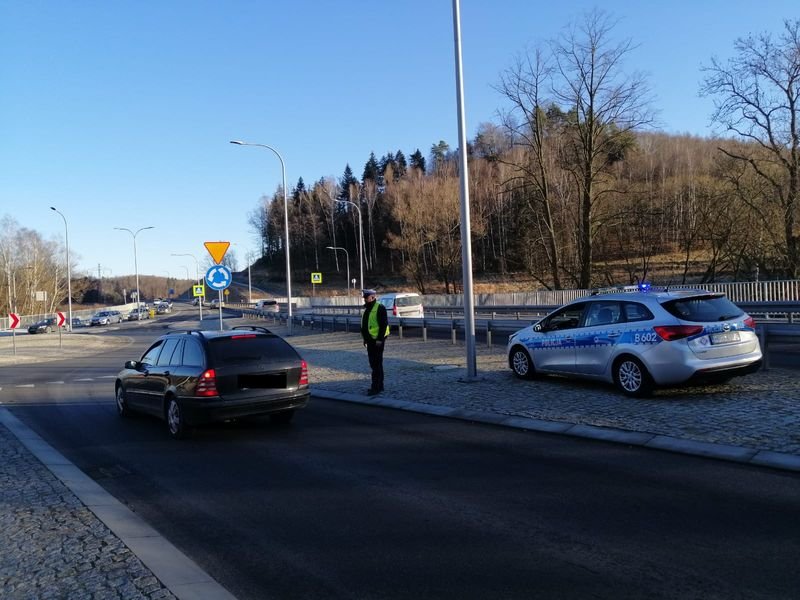 policja-o-okresie-sylwestrowonoworocznym-w-powiecie-93746