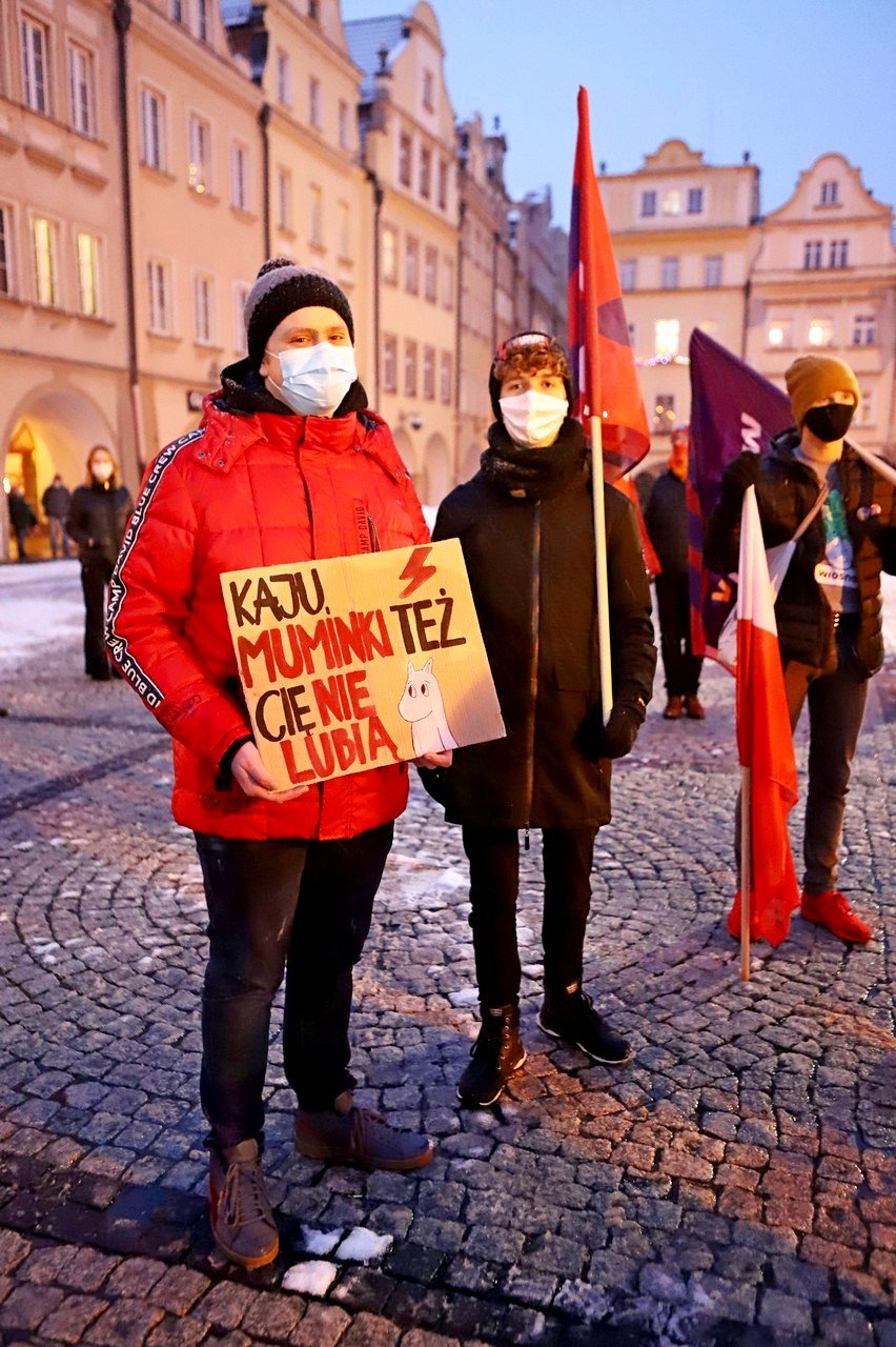 protesty-wznowione-po-publikacji-wyroku-w-sprawie-aborcji-94252
