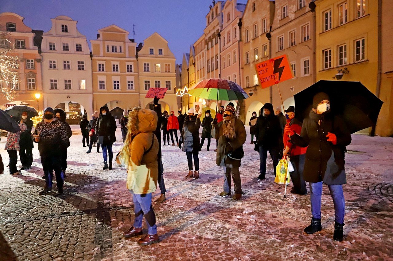 protesty-wznowione-po-publikacji-wyroku-w-sprawie-aborcji-94252
