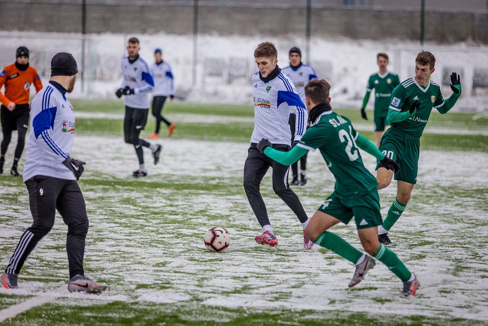 siedem-goli-w-starciu-karkonoszy-ze-slaskiem-94271