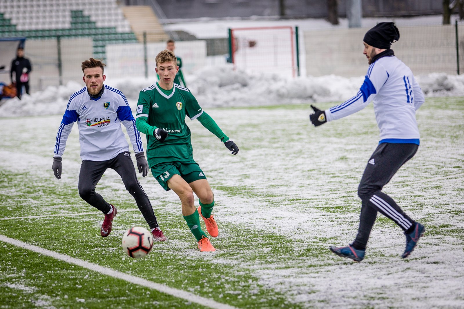 siedem-goli-w-starciu-karkonoszy-ze-slaskiem-94271