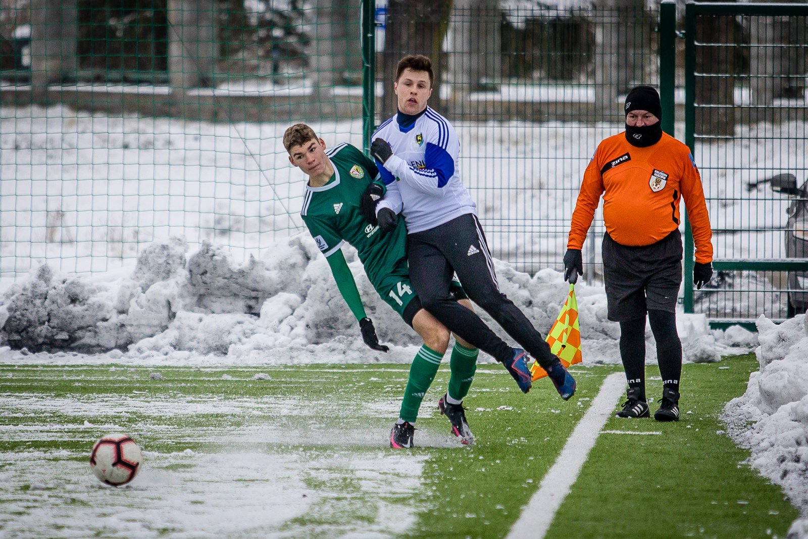 siedem-goli-w-starciu-karkonoszy-ze-slaskiem-94271