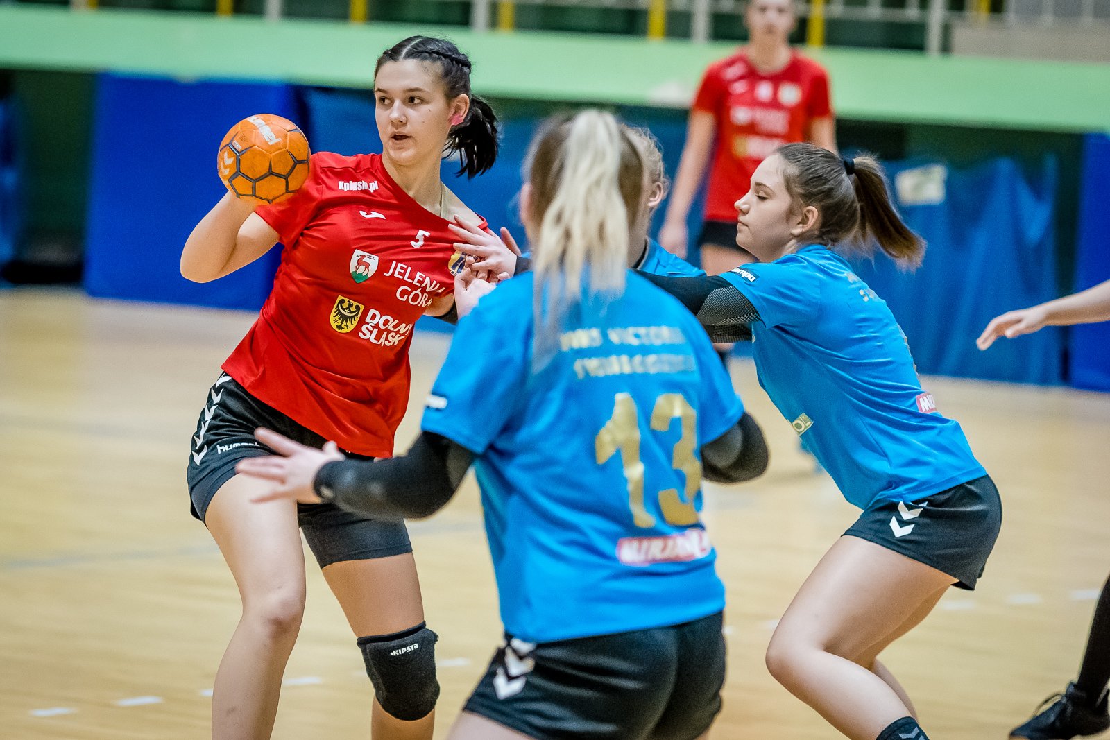 juniorki-modsze-graja-coraz-lepiej-94402