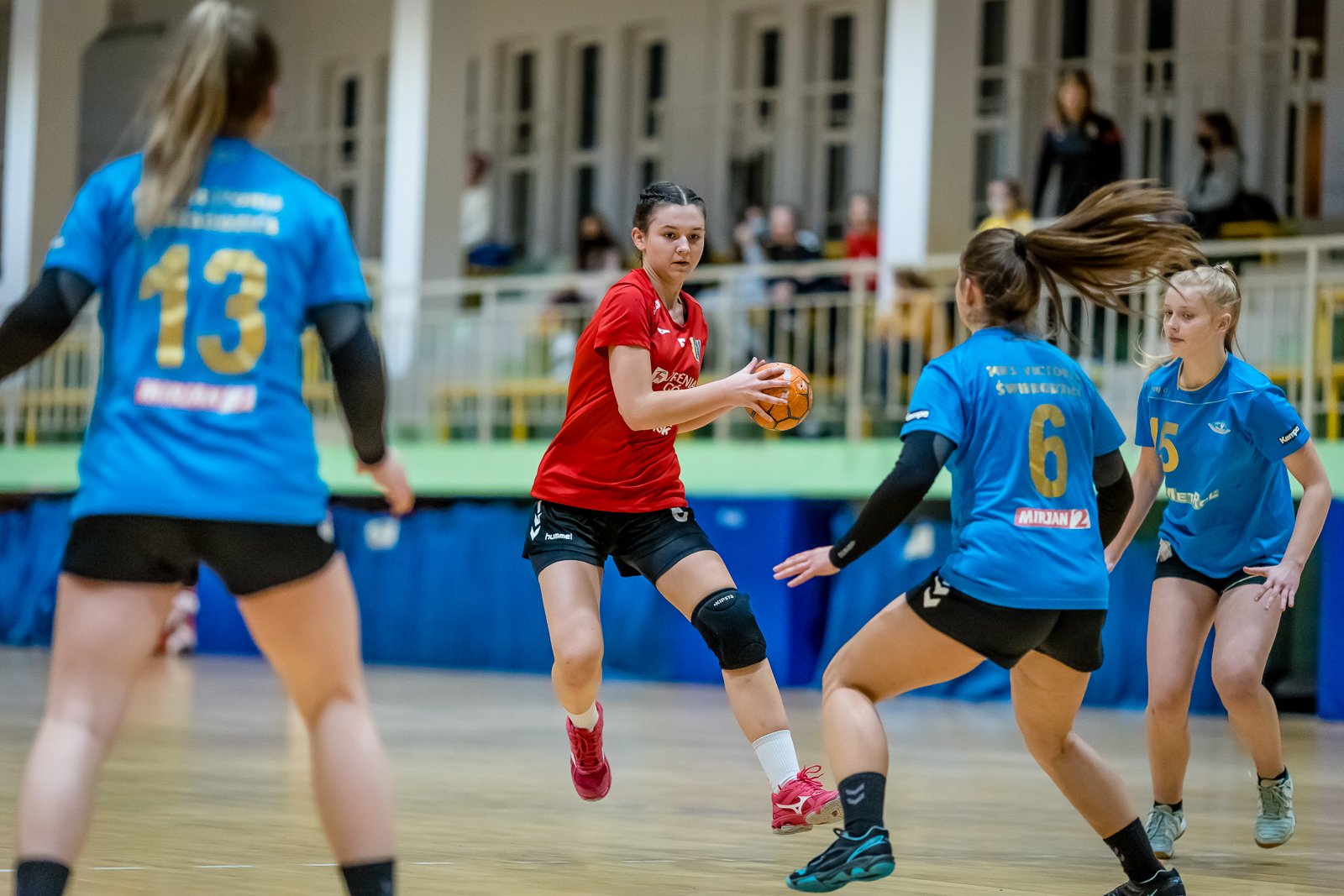 juniorki-modsze-graja-coraz-lepiej-94402