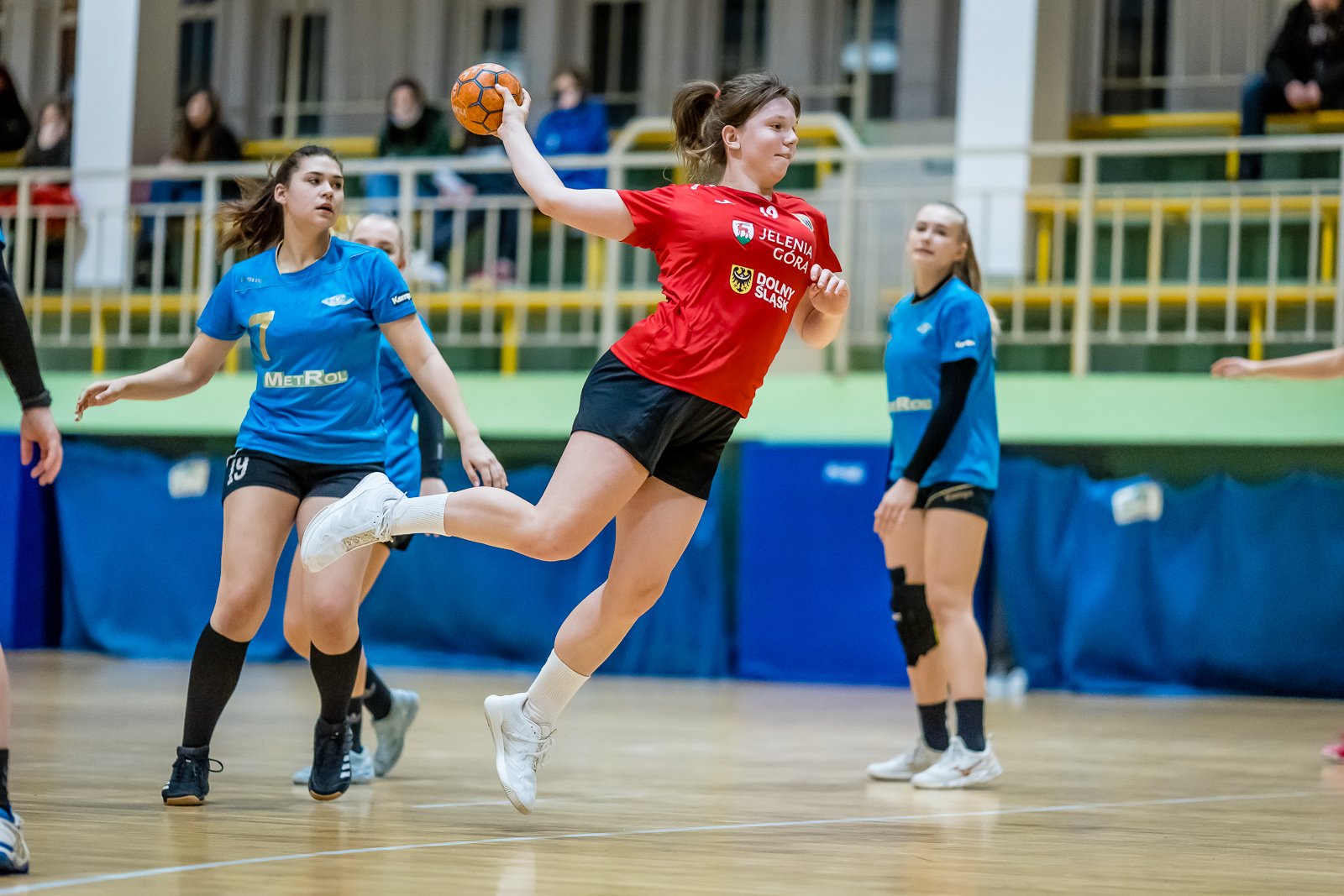juniorki-modsze-graja-coraz-lepiej-94402
