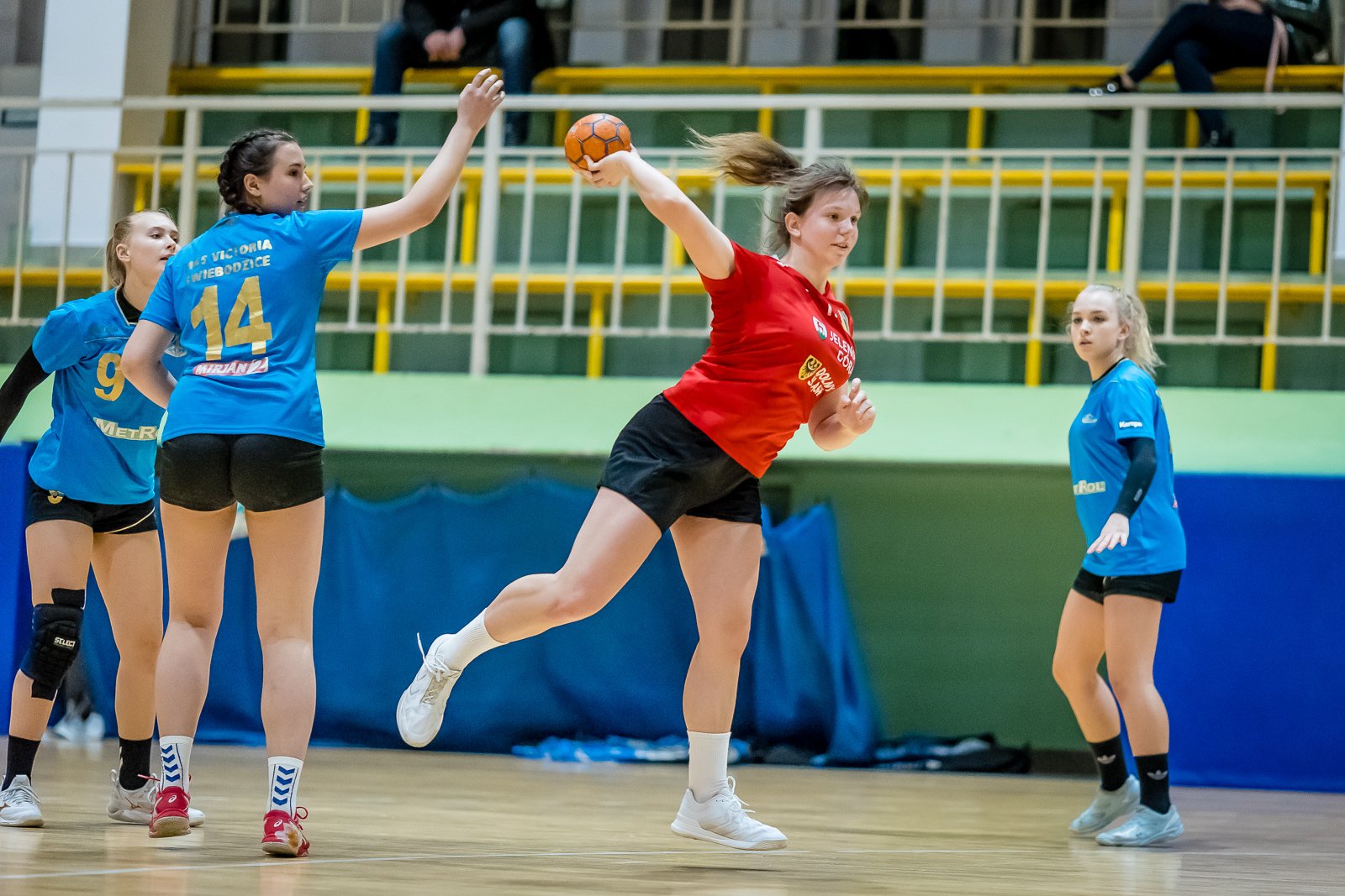 juniorki-modsze-graja-coraz-lepiej-94402