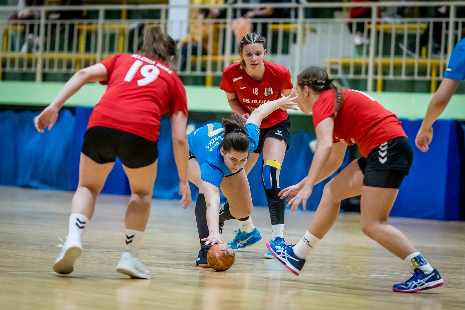 juniorki-modsze-graja-coraz-lepiej-94402