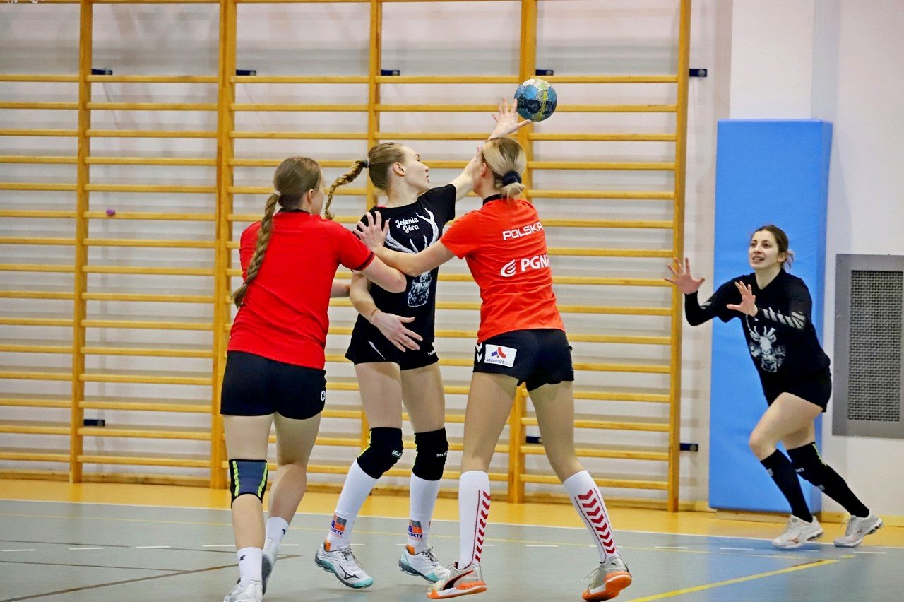pogon-na-obozie-w-karpaczu-sparing-z-karkonoszami-94681
