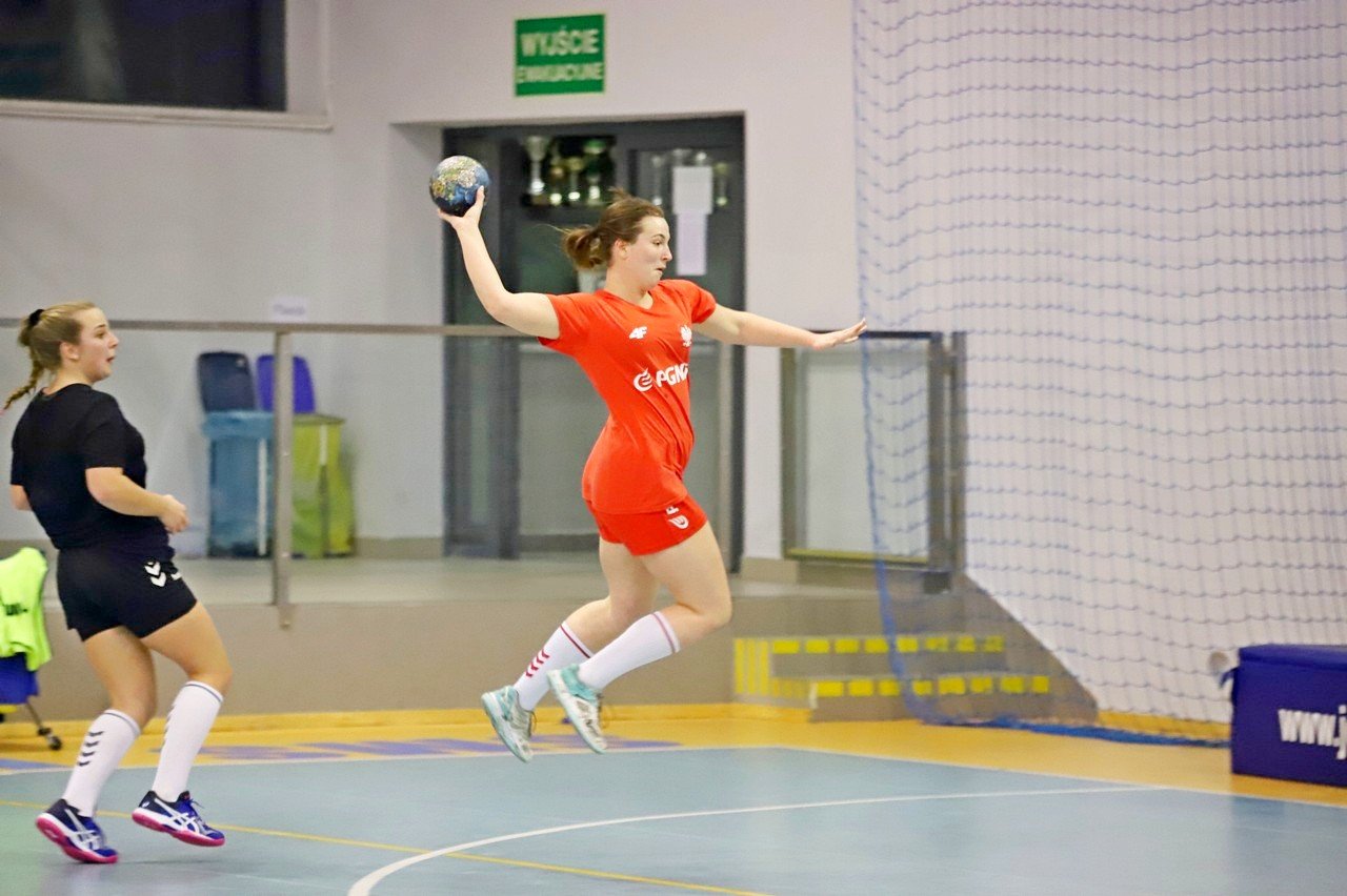 pogon-na-obozie-w-karpaczu-sparing-z-karkonoszami-94681