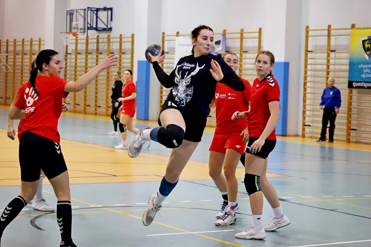 pogon-na-obozie-w-karpaczu-sparing-z-karkonoszami-94681