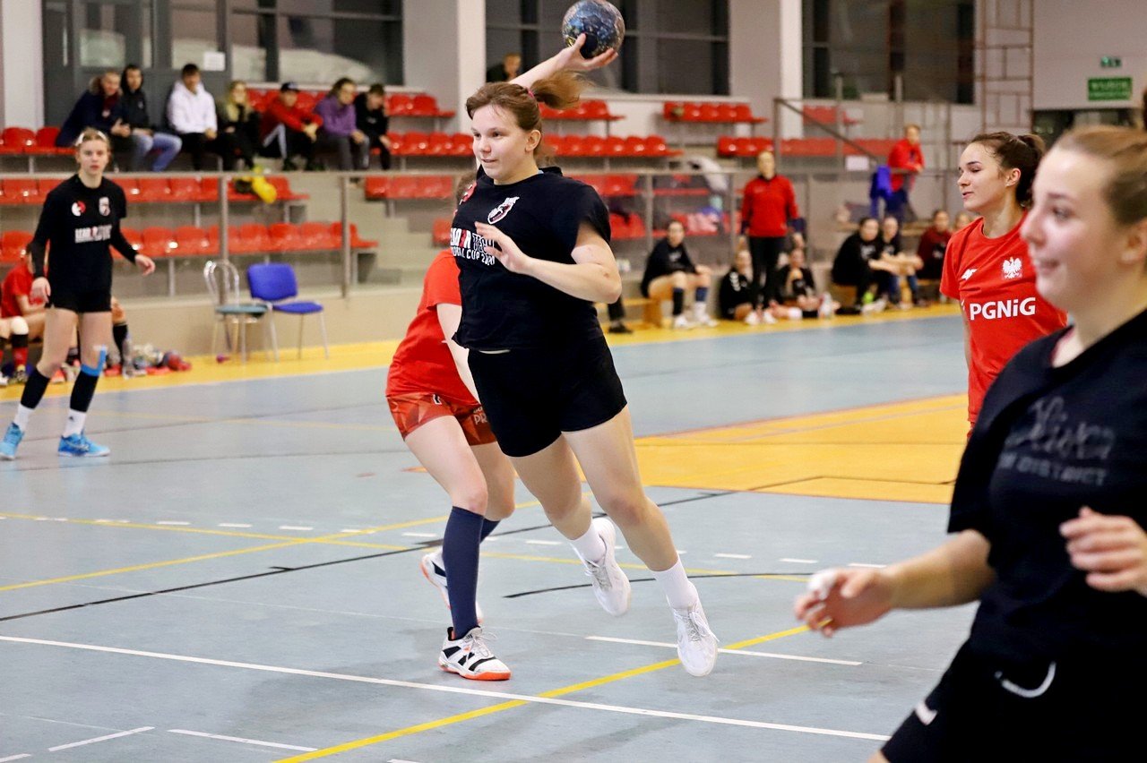 pogon-na-obozie-w-karpaczu-sparing-z-karkonoszami-94681