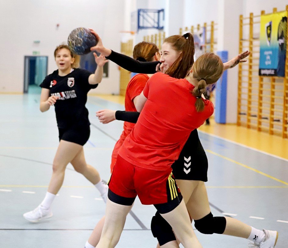 pogon-na-obozie-w-karpaczu-sparing-z-karkonoszami-94681