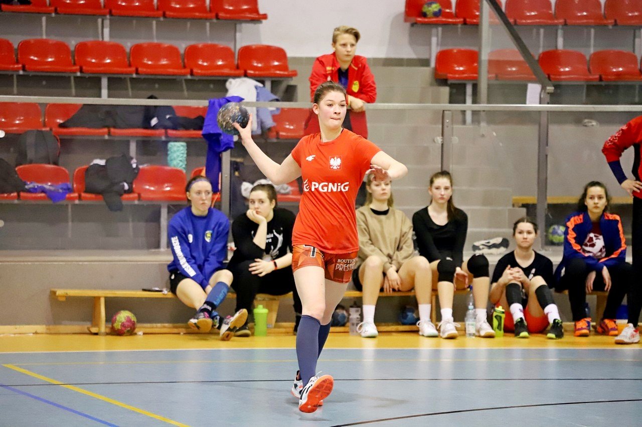 pogon-na-obozie-w-karpaczu-sparing-z-karkonoszami-94681
