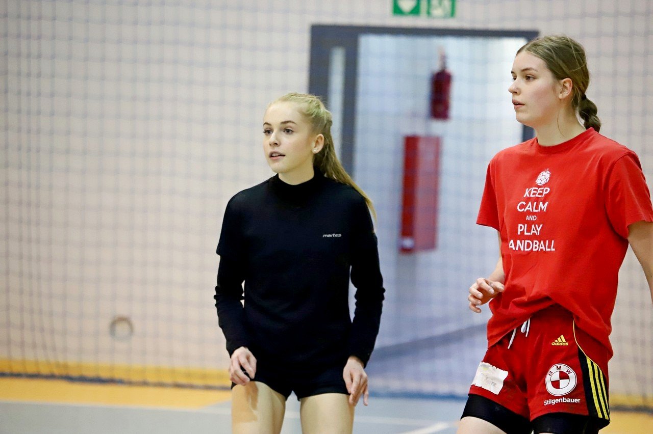 pogon-na-obozie-w-karpaczu-sparing-z-karkonoszami-94681