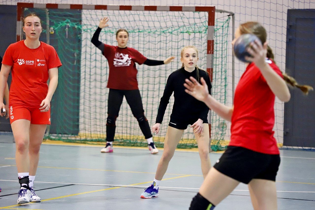pogon-na-obozie-w-karpaczu-sparing-z-karkonoszami-94681