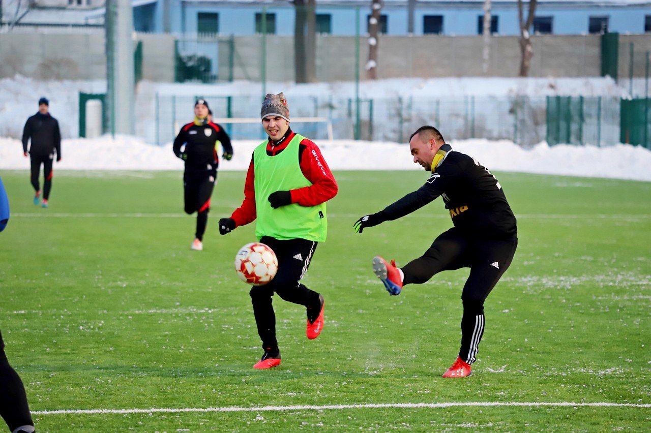 victorii-jelenia-gora-pokonaa-zespo-z-okregowki-94805
