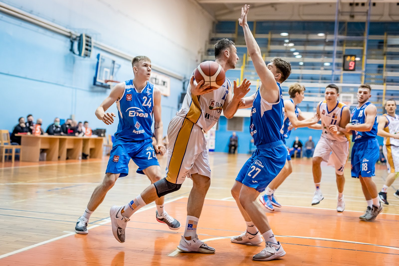 sudety-wygray-z-basketem-poznan-94916