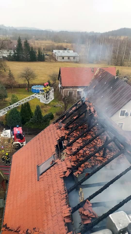 pozar-domu-w-karpnikach-95056