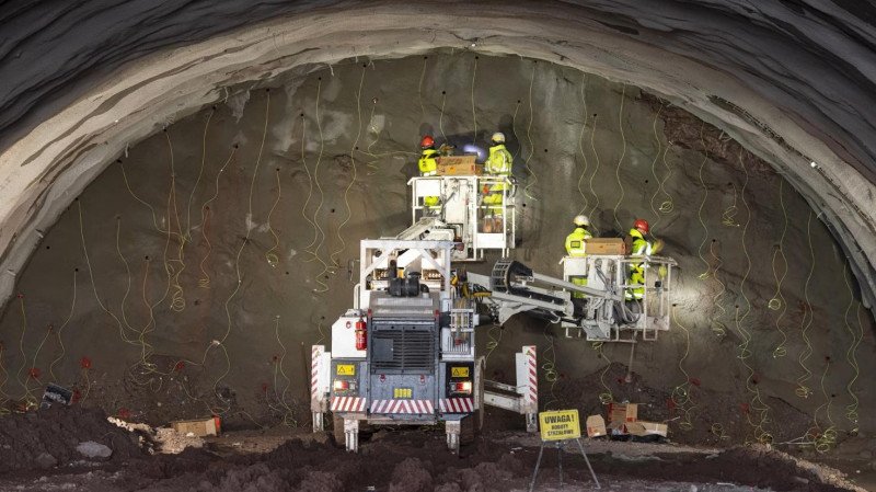 co-nowego-na-budowie-najduzszego-tunelu-95063