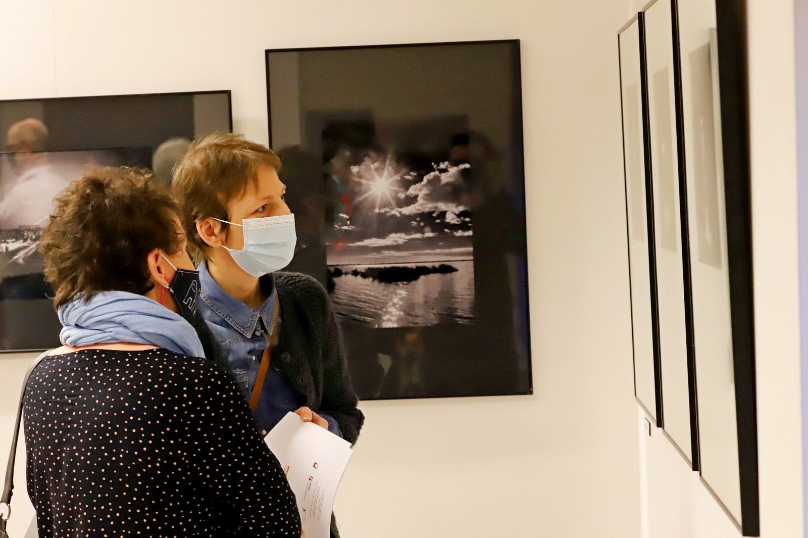 prezentuja-swiato-w-roznych-odsonach-95076