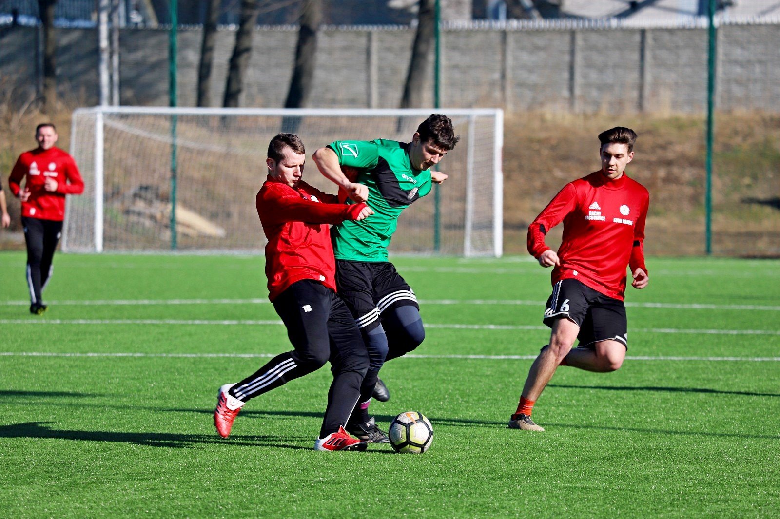 pub-gol-zmierzy-sie-z-bobrem-95086