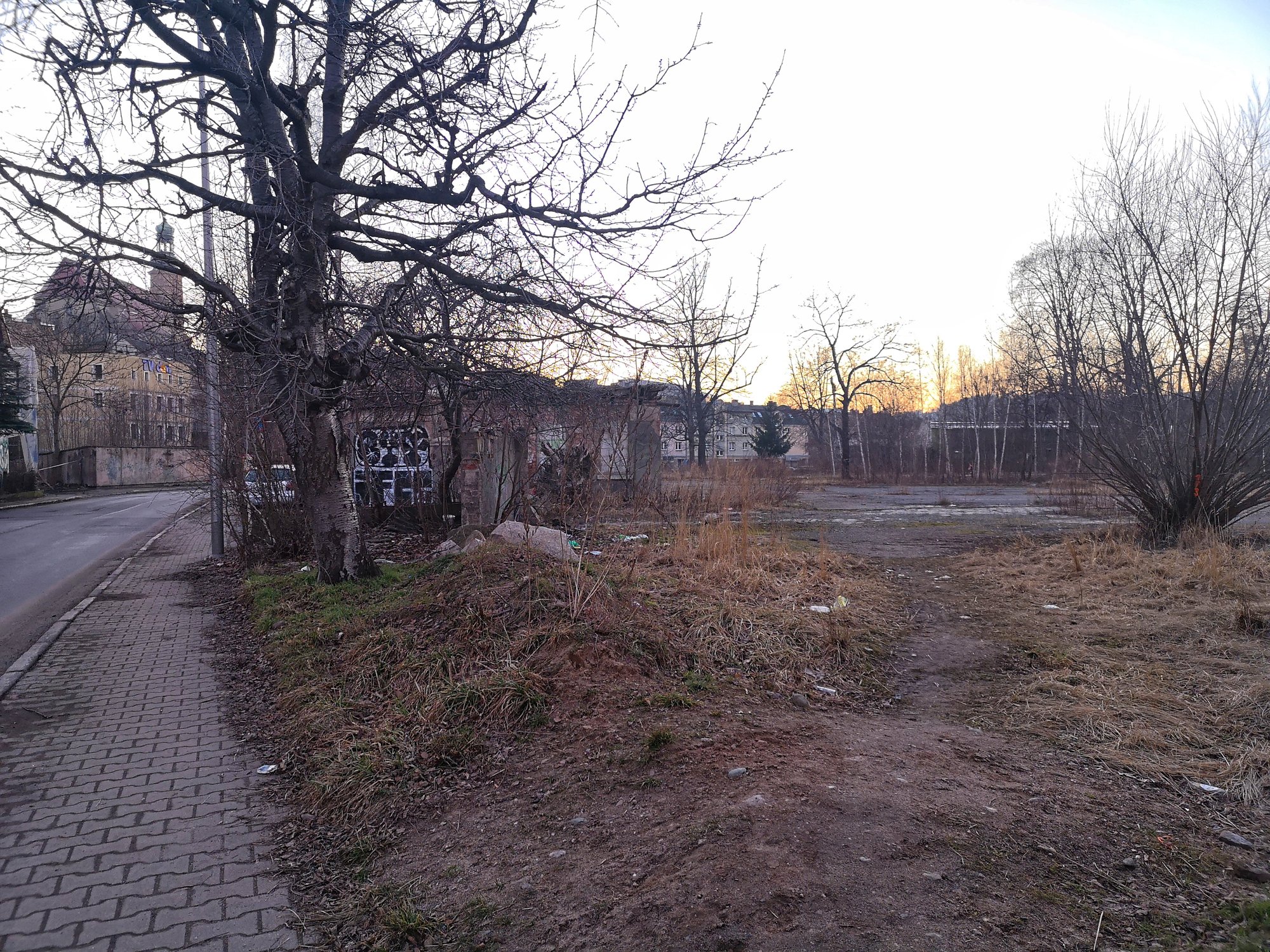 znany-inwestor-wybuduje-osiedle-z-apartamentami-w-centrum-jeleniej-gory-95106