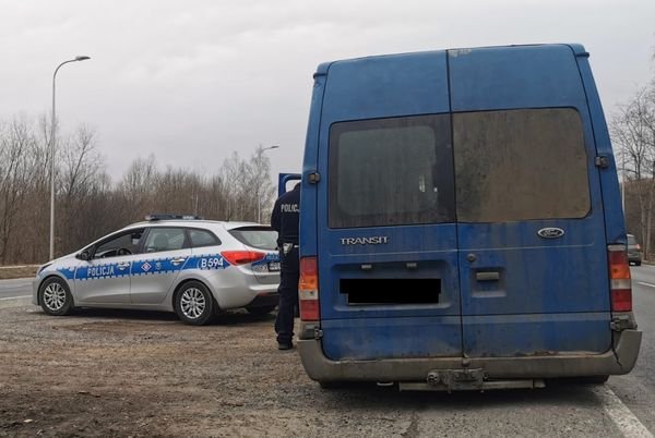 jeden-dymiacy-a-drugi-przeadowany-95132