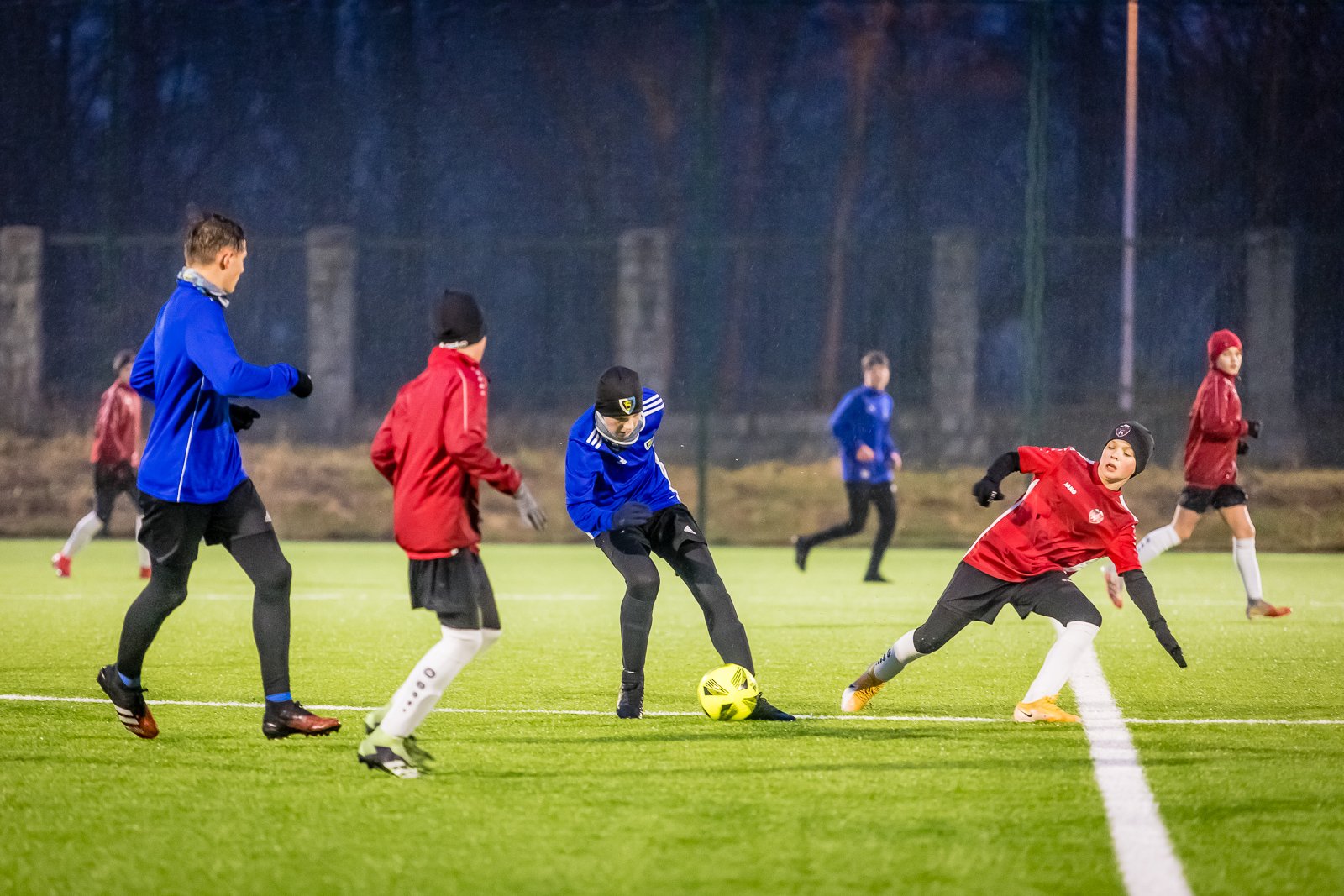 towarzyskie-derby-dla-biaoniebieskich-95177