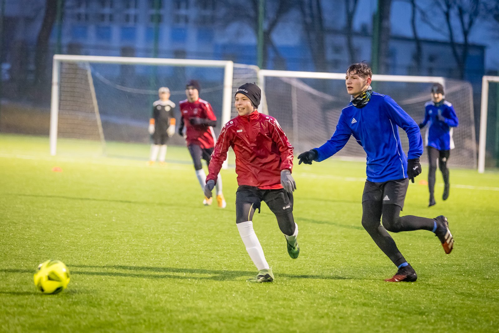 towarzyskie-derby-dla-biaoniebieskich-95177