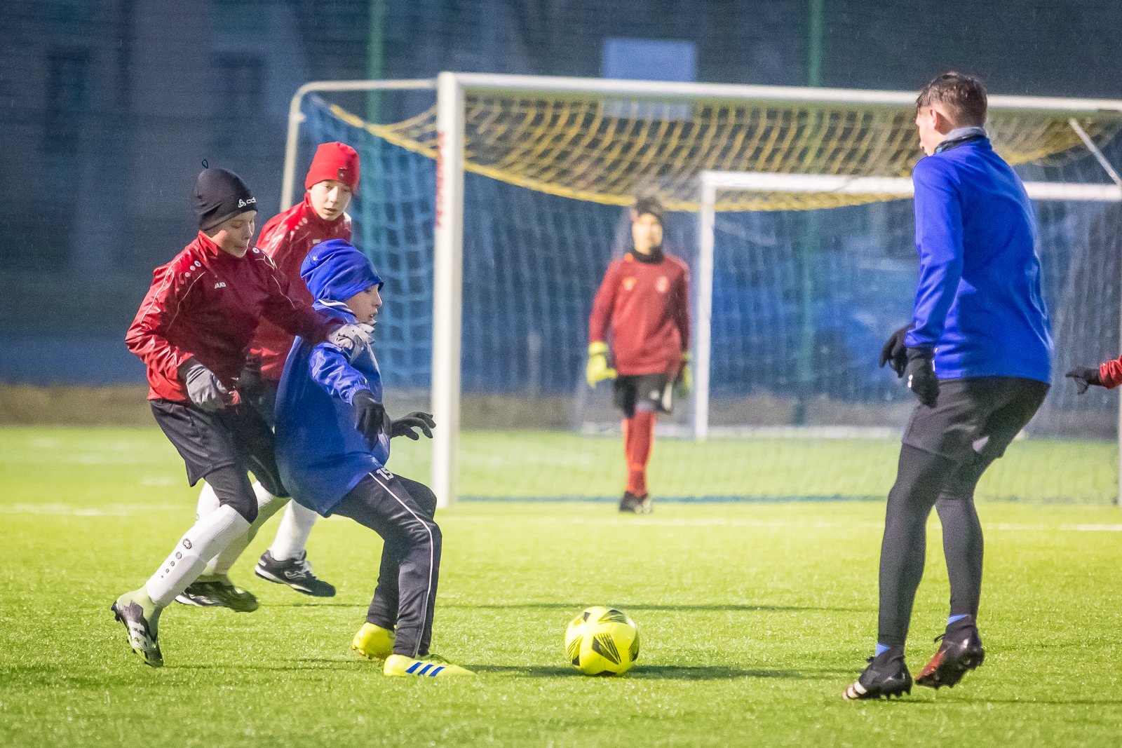 towarzyskie-derby-dla-biaoniebieskich-95177