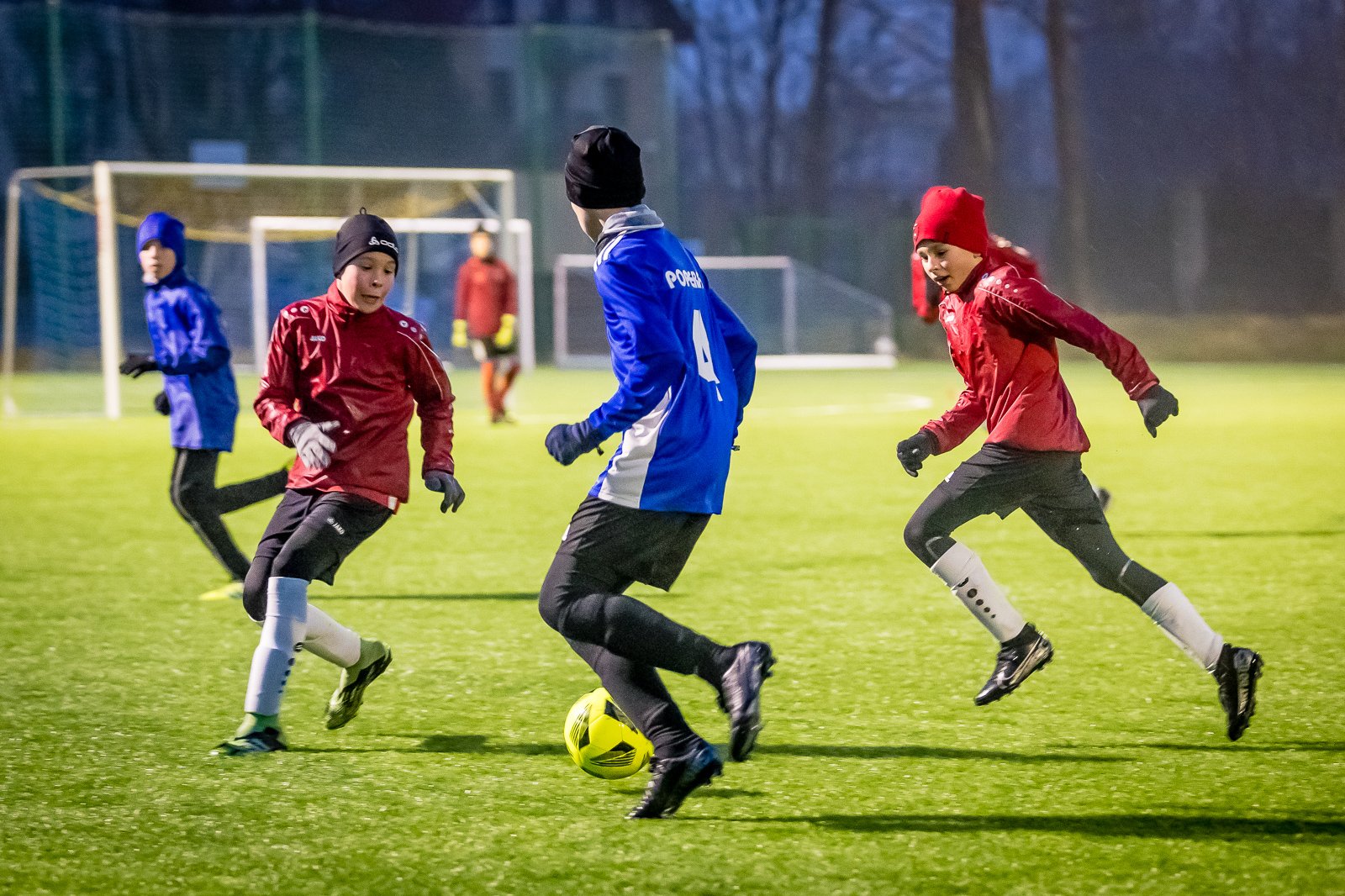 towarzyskie-derby-dla-biaoniebieskich-95177