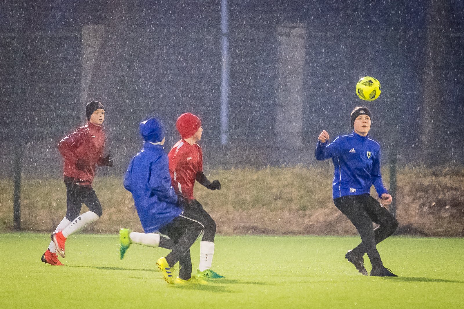 towarzyskie-derby-dla-biaoniebieskich-95177
