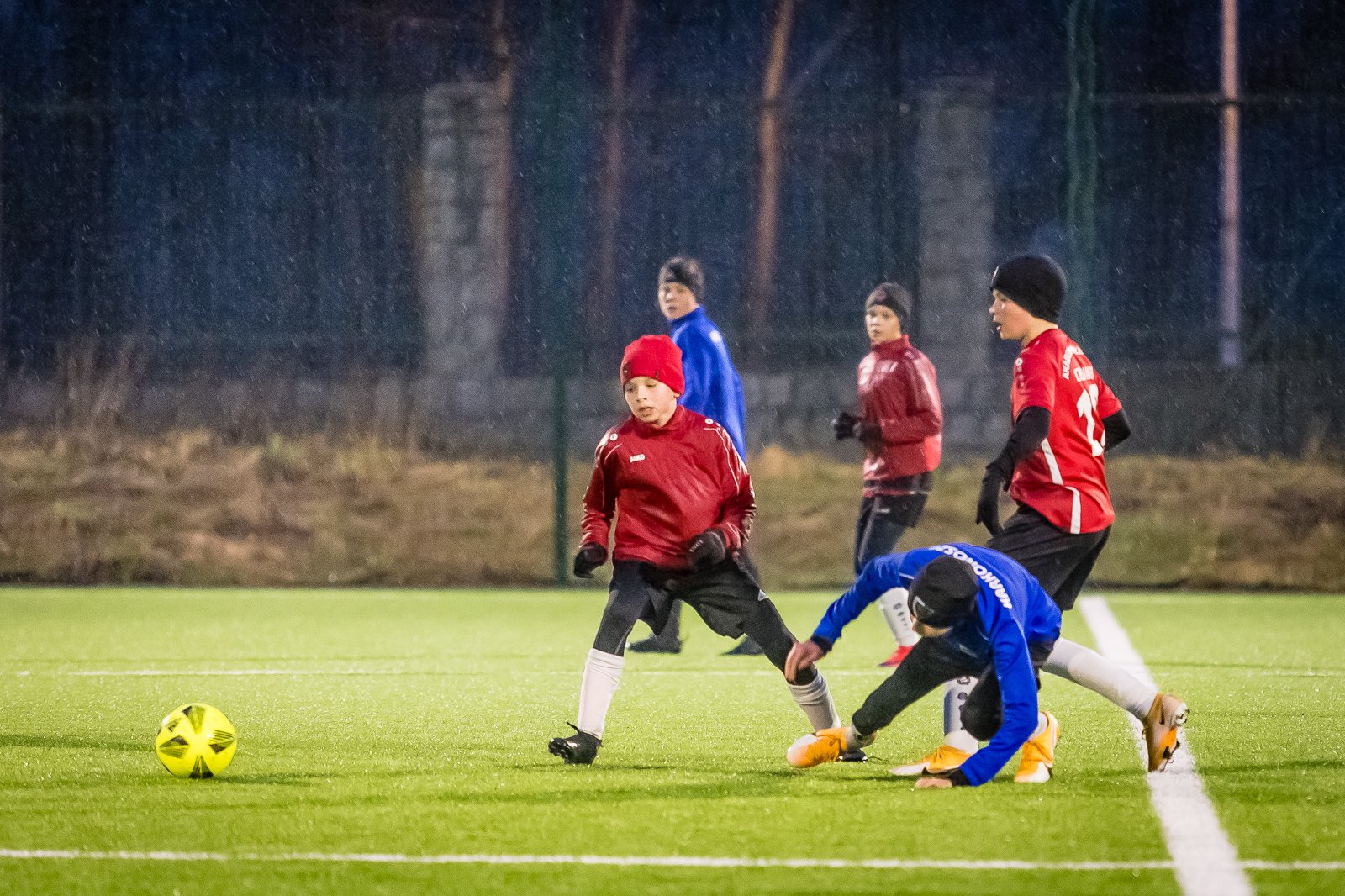 towarzyskie-derby-dla-biaoniebieskich-95177