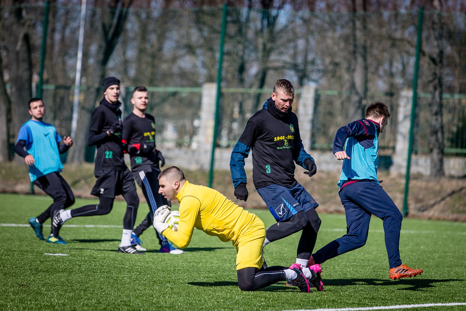 orze-bez-skrzyde-w-starciu-z-lotnikiem-95212