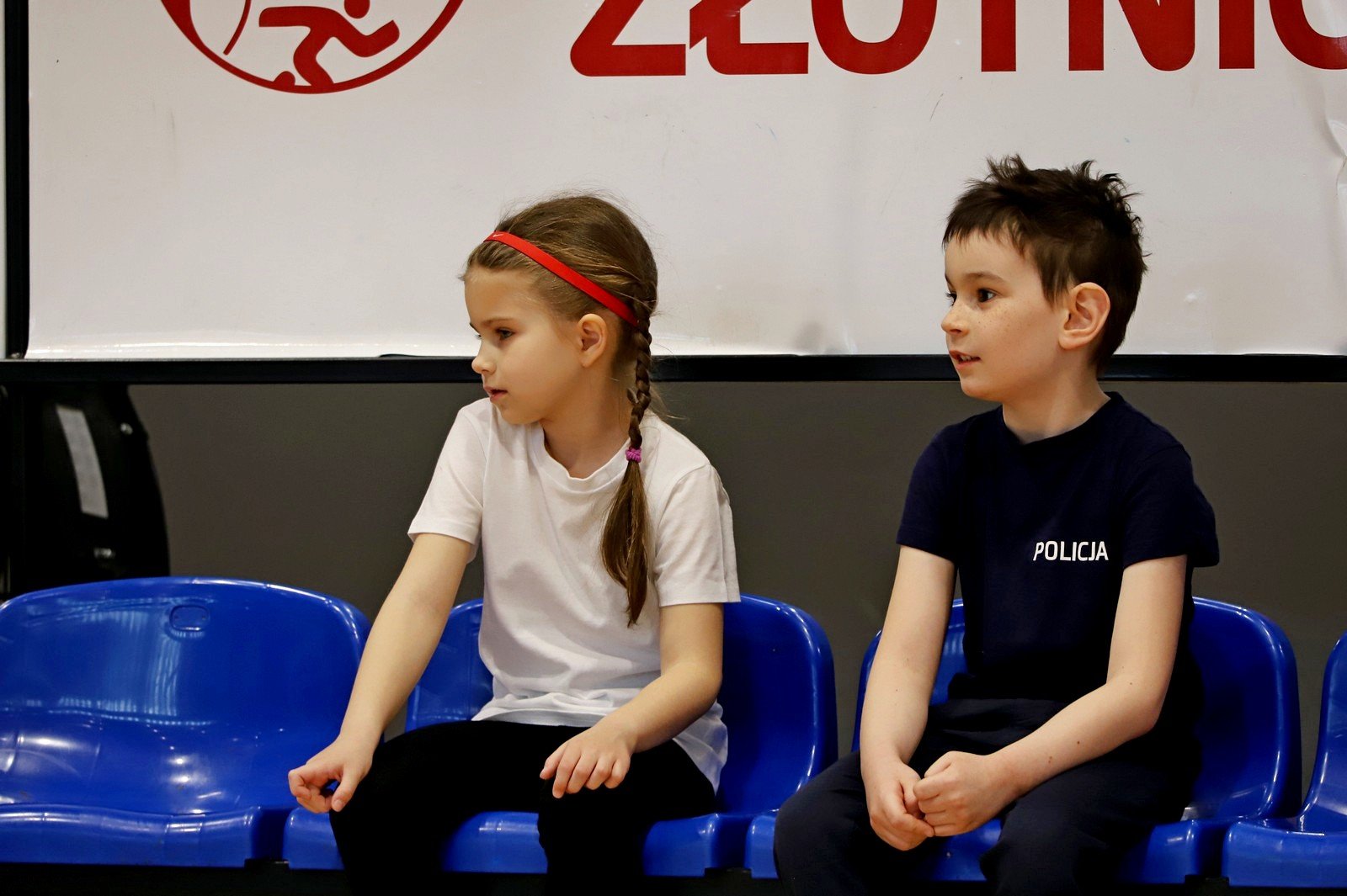 swietna-zabawa-z-elementami-piki-recznej-95331
