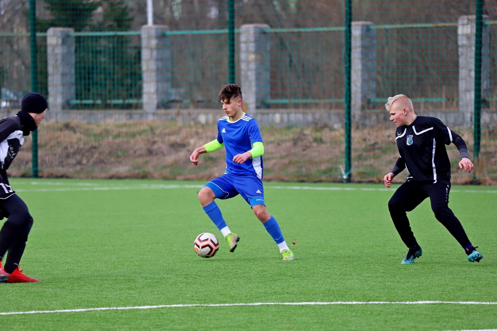 trampkarze-karkonoszy-rozbili-juniorow-lotnika-95387
