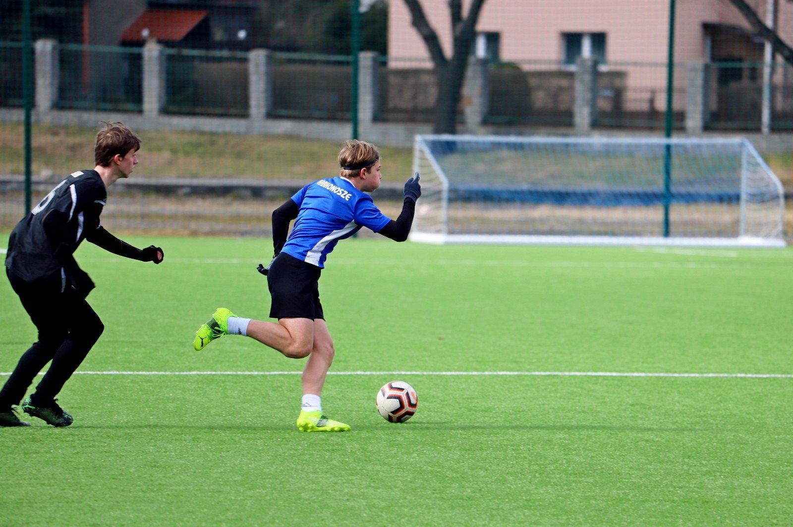 trampkarze-karkonoszy-rozbili-juniorow-lotnika-95387