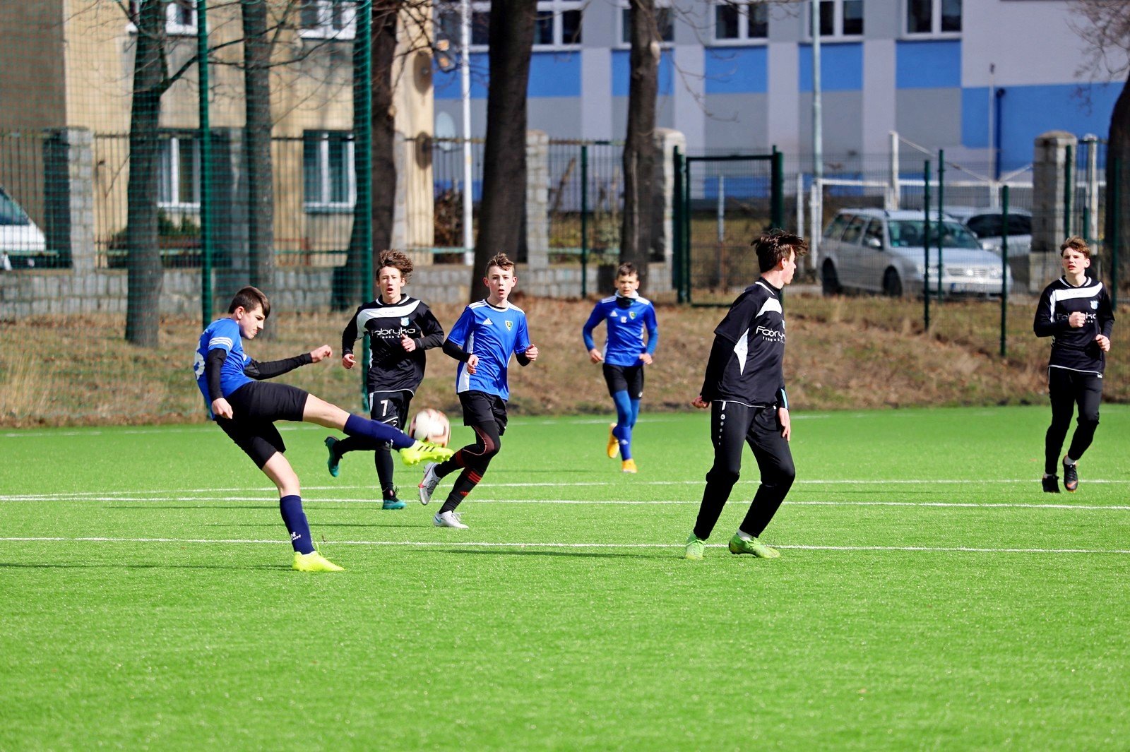 trampkarze-karkonoszy-rozbili-juniorow-lotnika-95387
