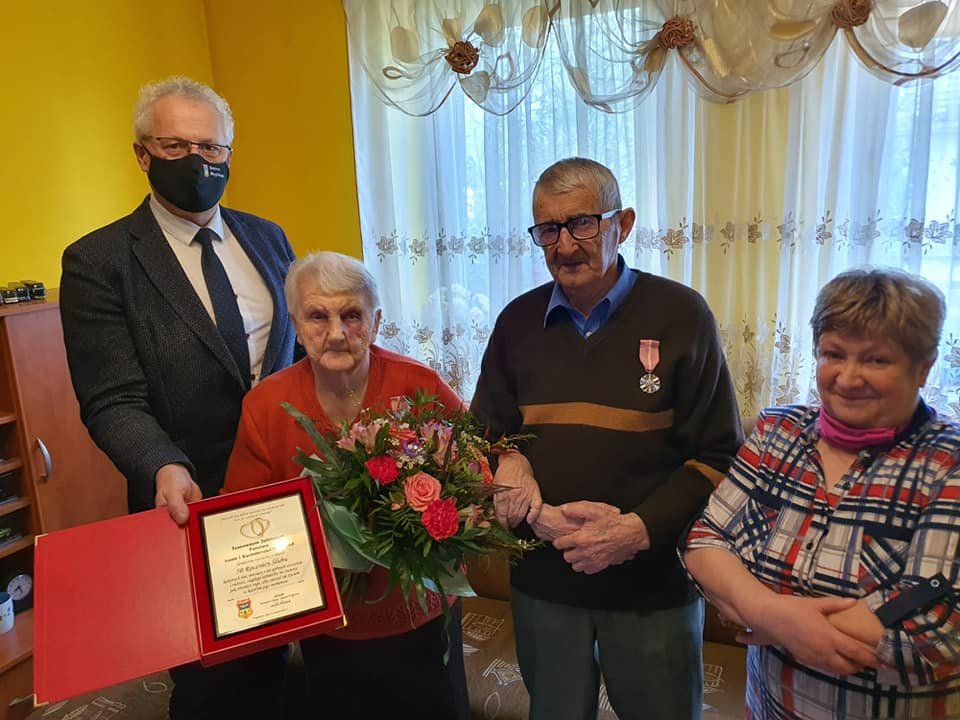 obchodzili-zote-gody-95407