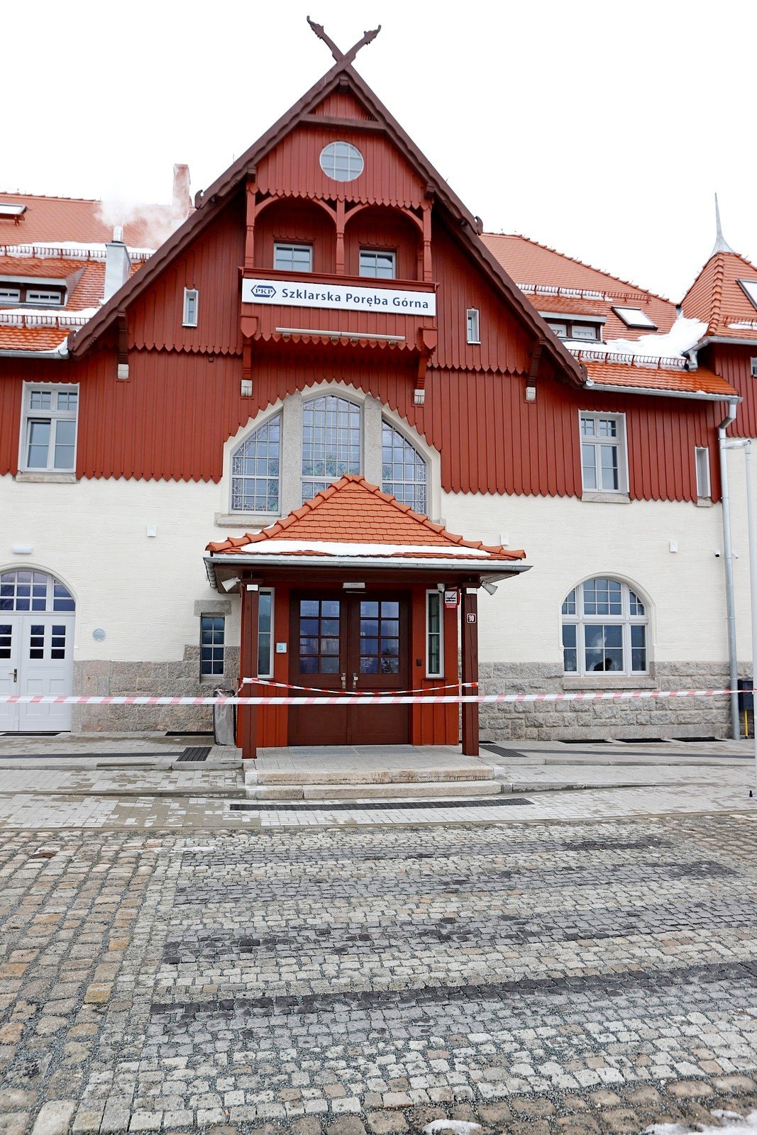 dworzec-oficjalnie-otwarty-95565