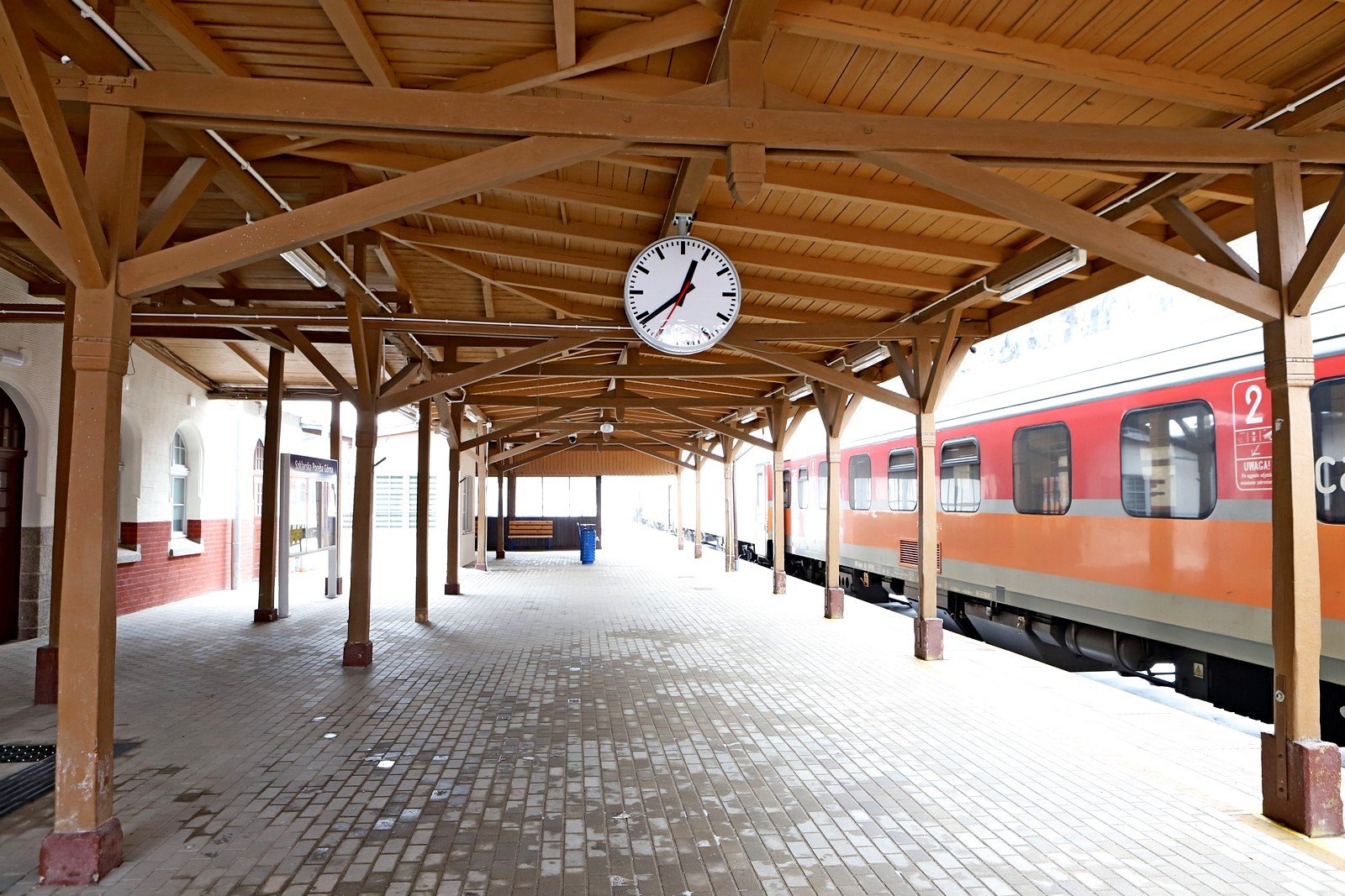 dworzec-oficjalnie-otwarty-95565