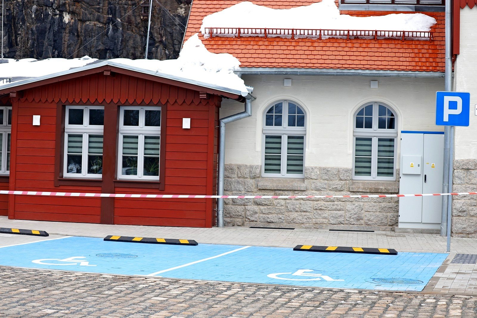 dworzec-oficjalnie-otwarty-95565