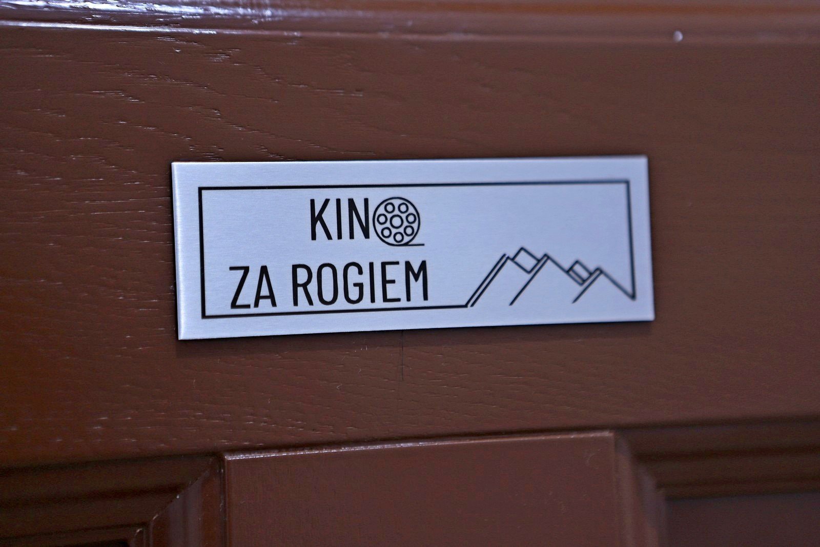 kino-koncerty-i-sesja-w-budynku-dworca-95613