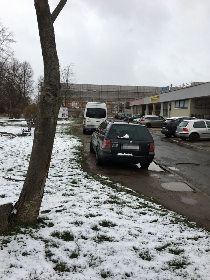 parkowanie-bez-zasad-95900