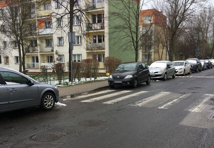 parkowanie-bez-zasad-95900