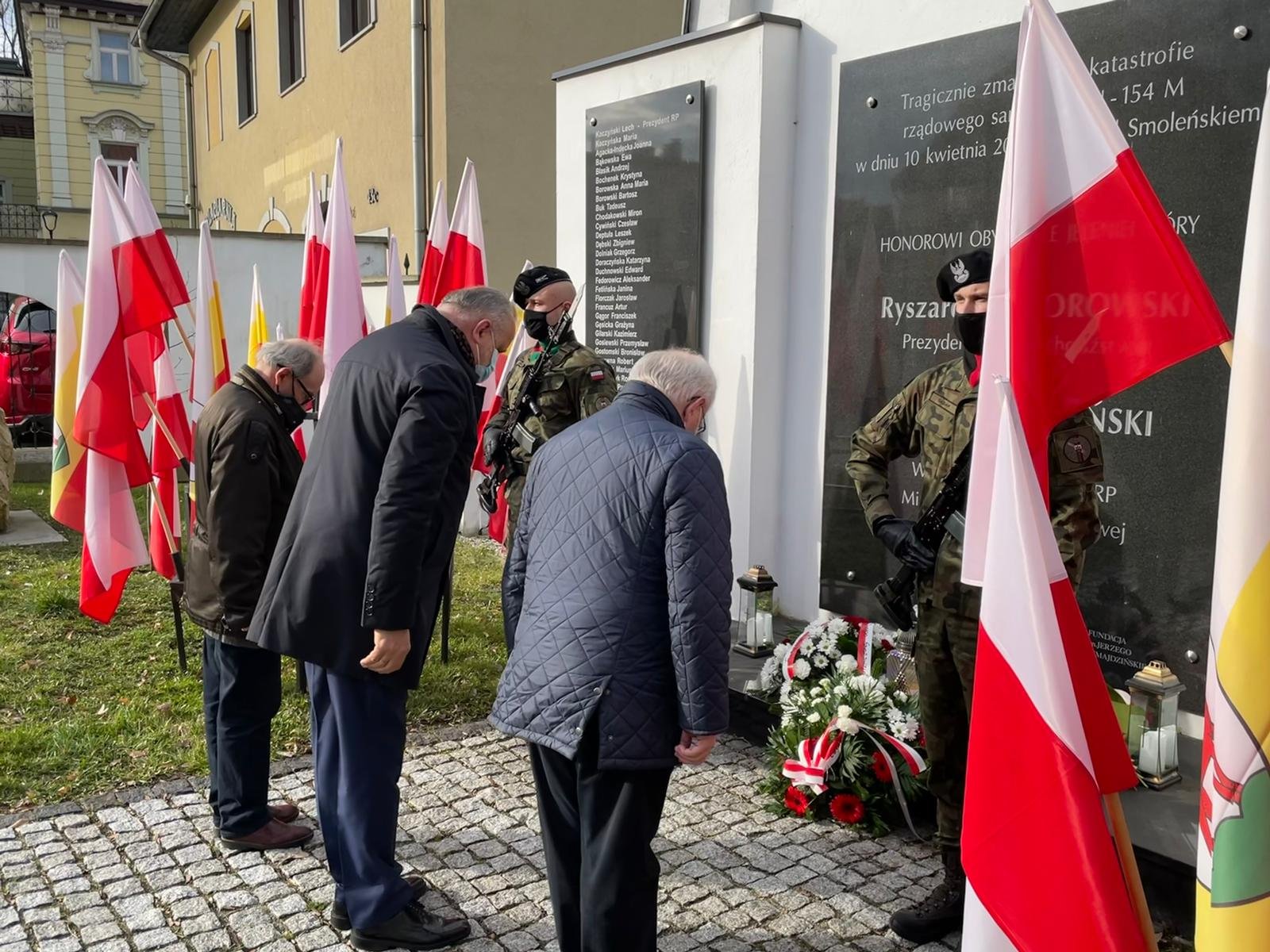 rocznica-tragedii-smolenskiej-w-jeleniej-gorze-95901