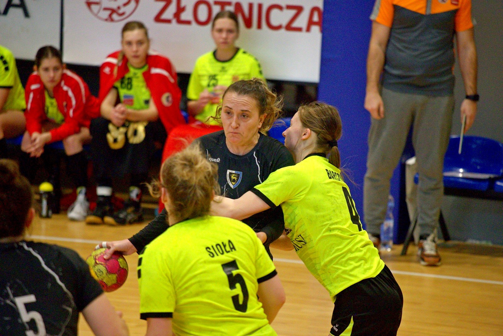 d-samadova-zagramy-w-barazach-95987