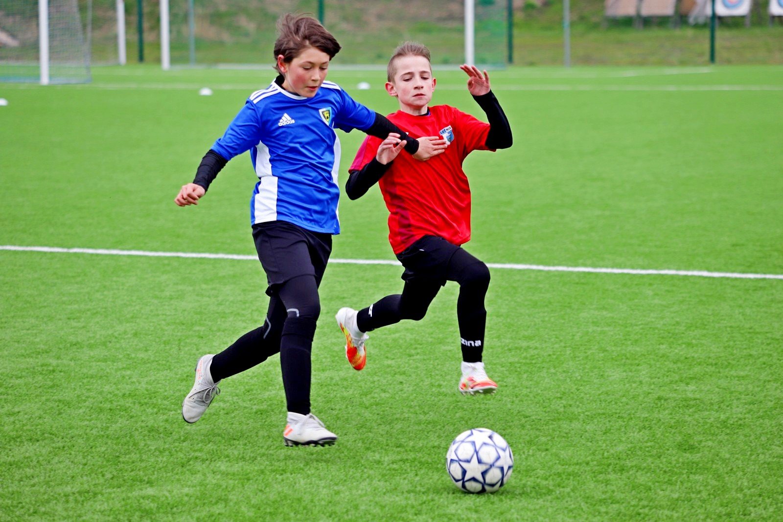 modzicy-lotnika-wygrali-przy-zotniczej-96412