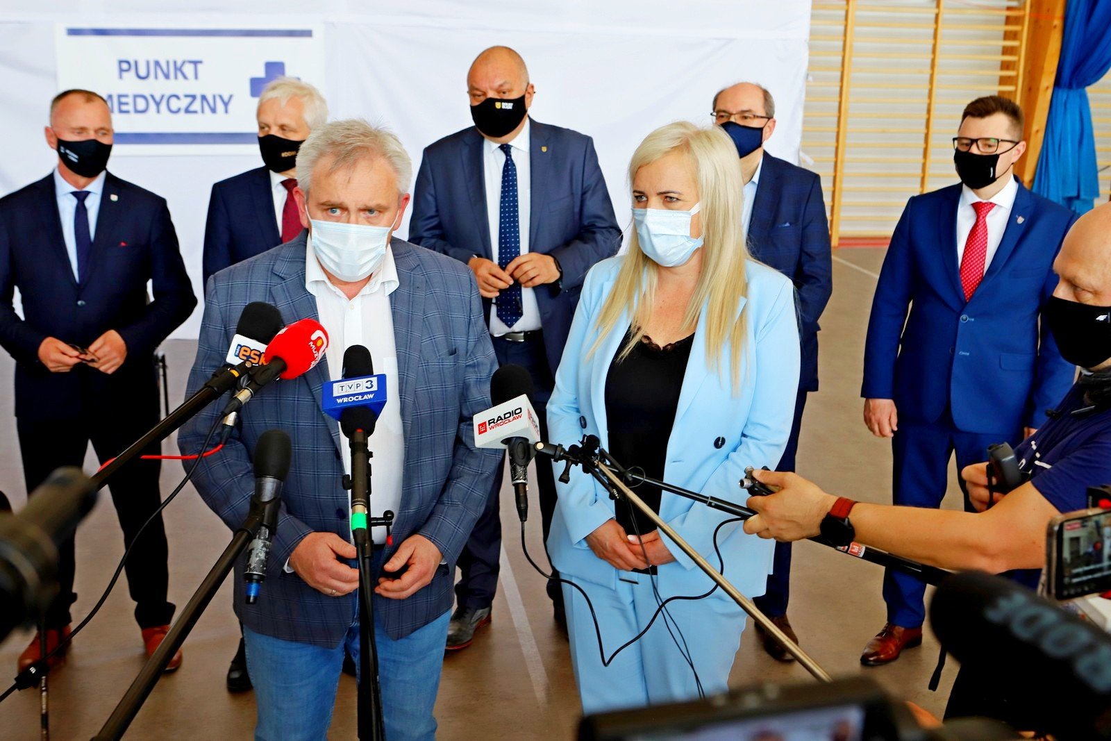 oficjele-otworzyli-czas-na-szczepienia-96539